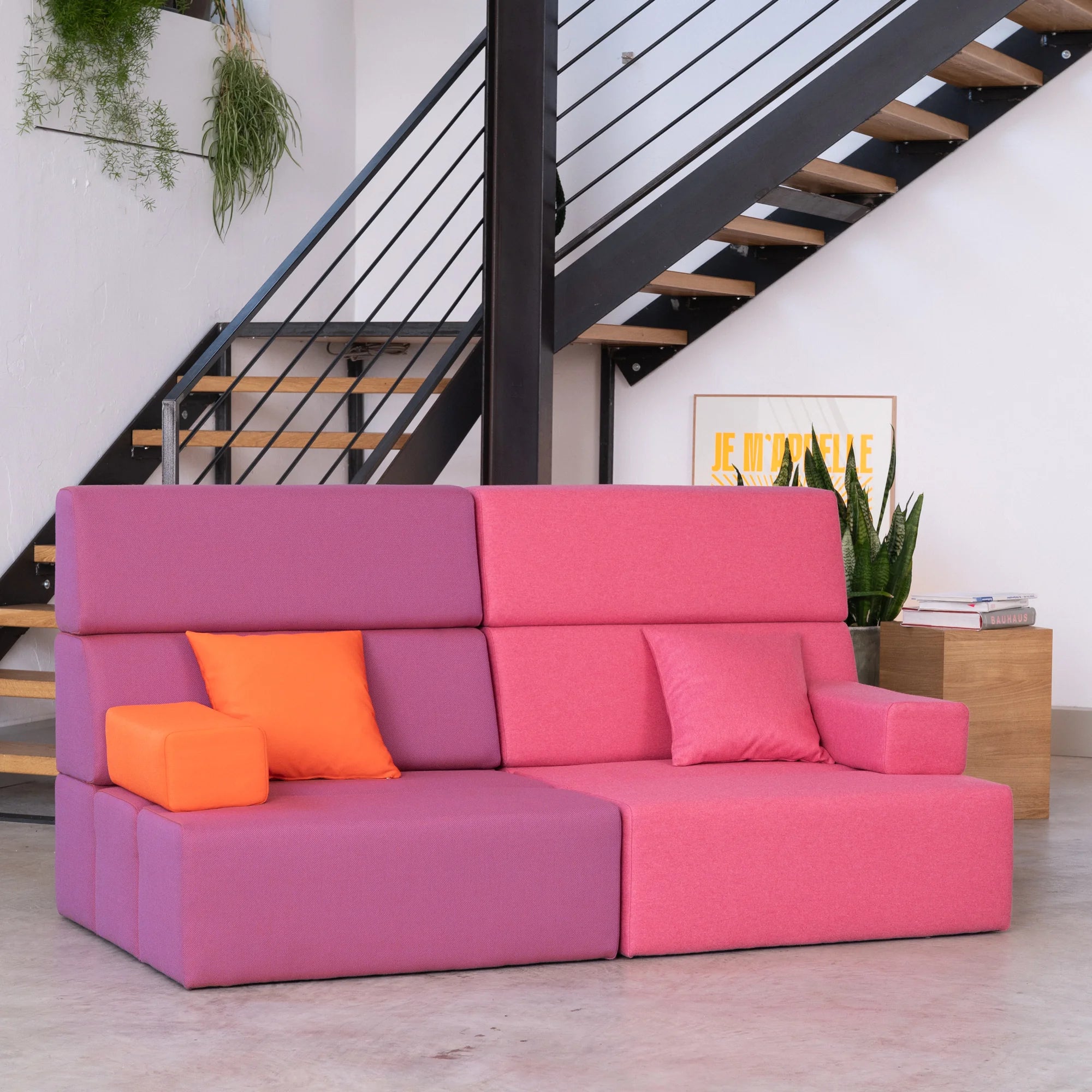 3 Sitzer Sofa Bricks mit Hocker