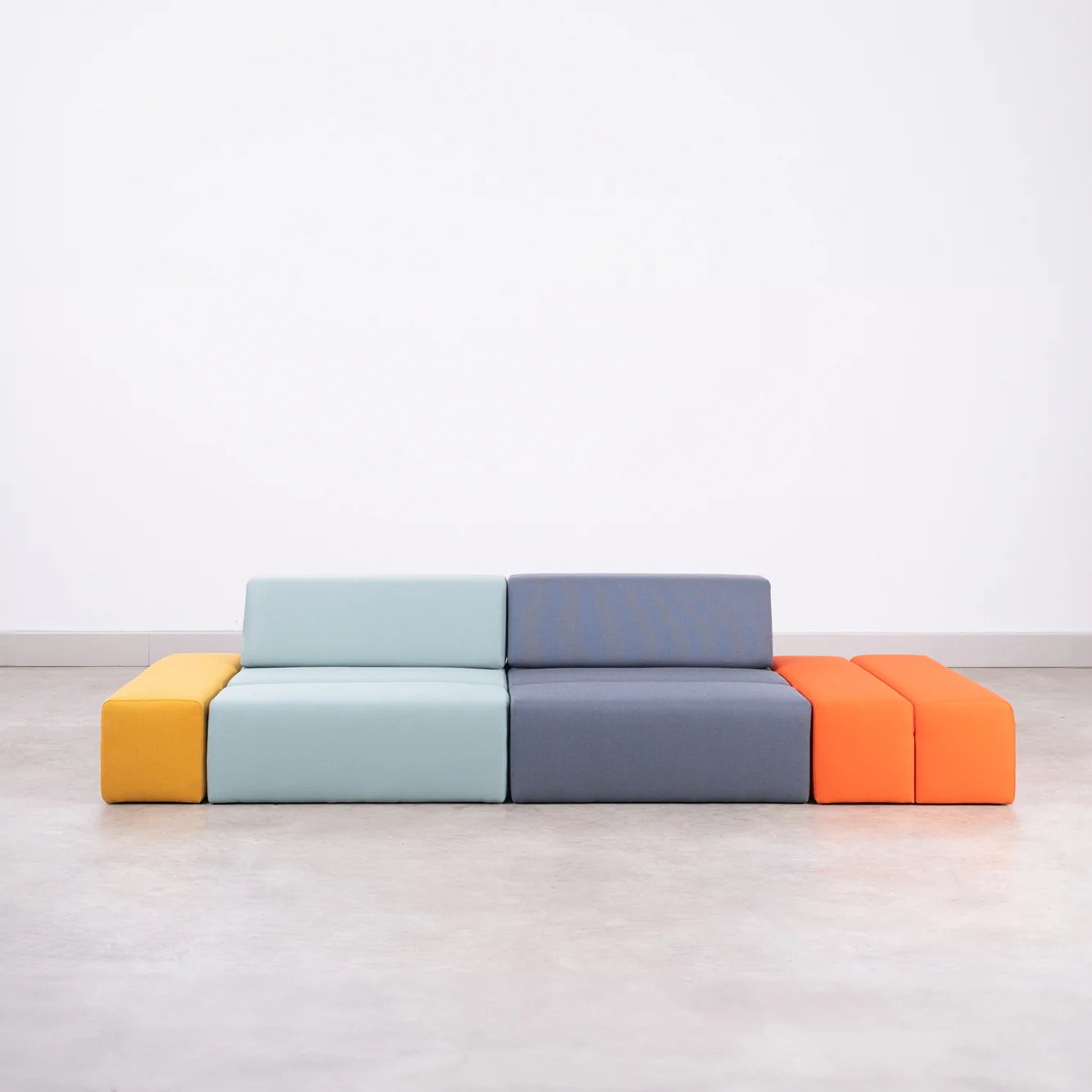 Modulares Sofa Bricks in vier Farben