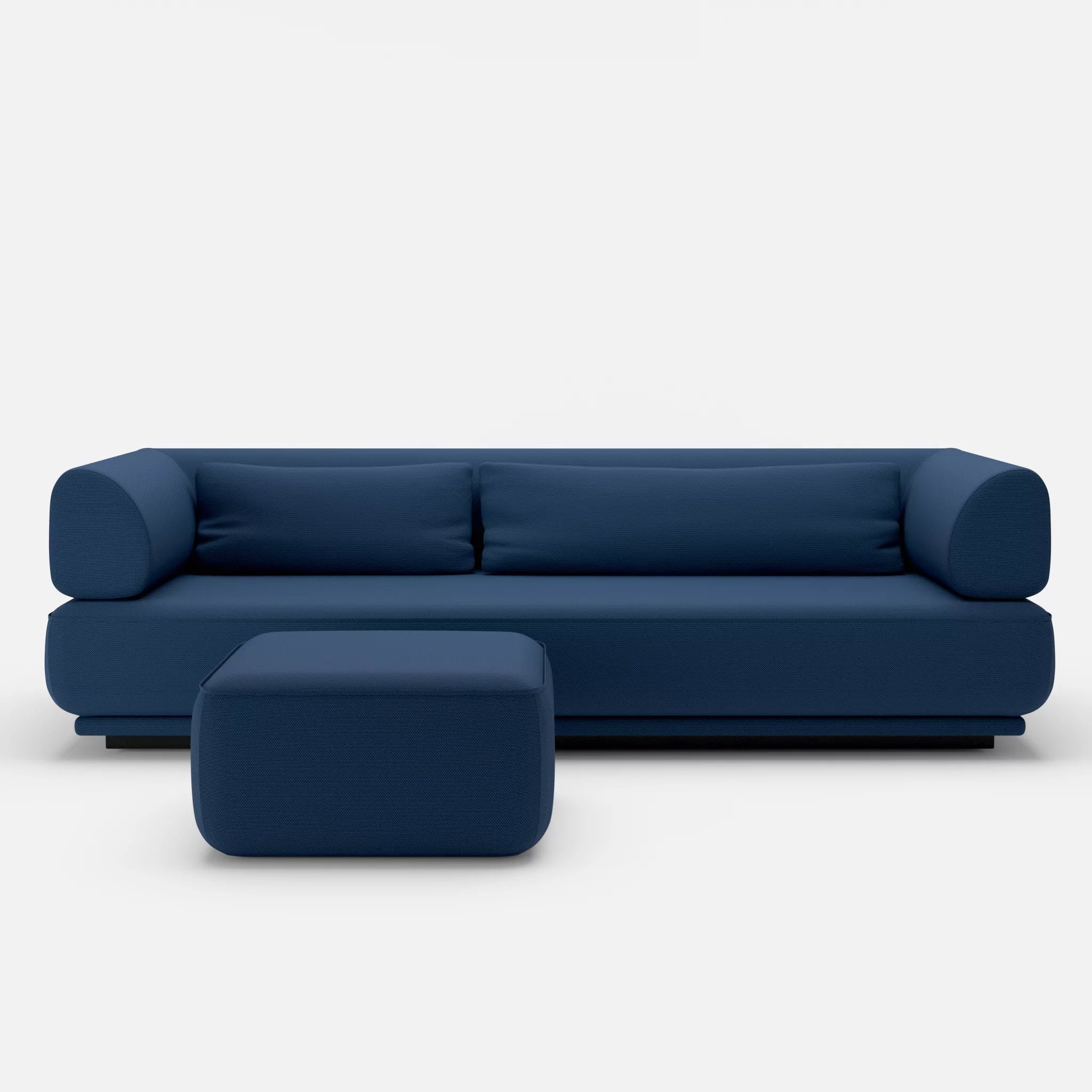 3 Sitzer Lounge Sofa Gordo mit Pouf novumamur in Navy von vorne