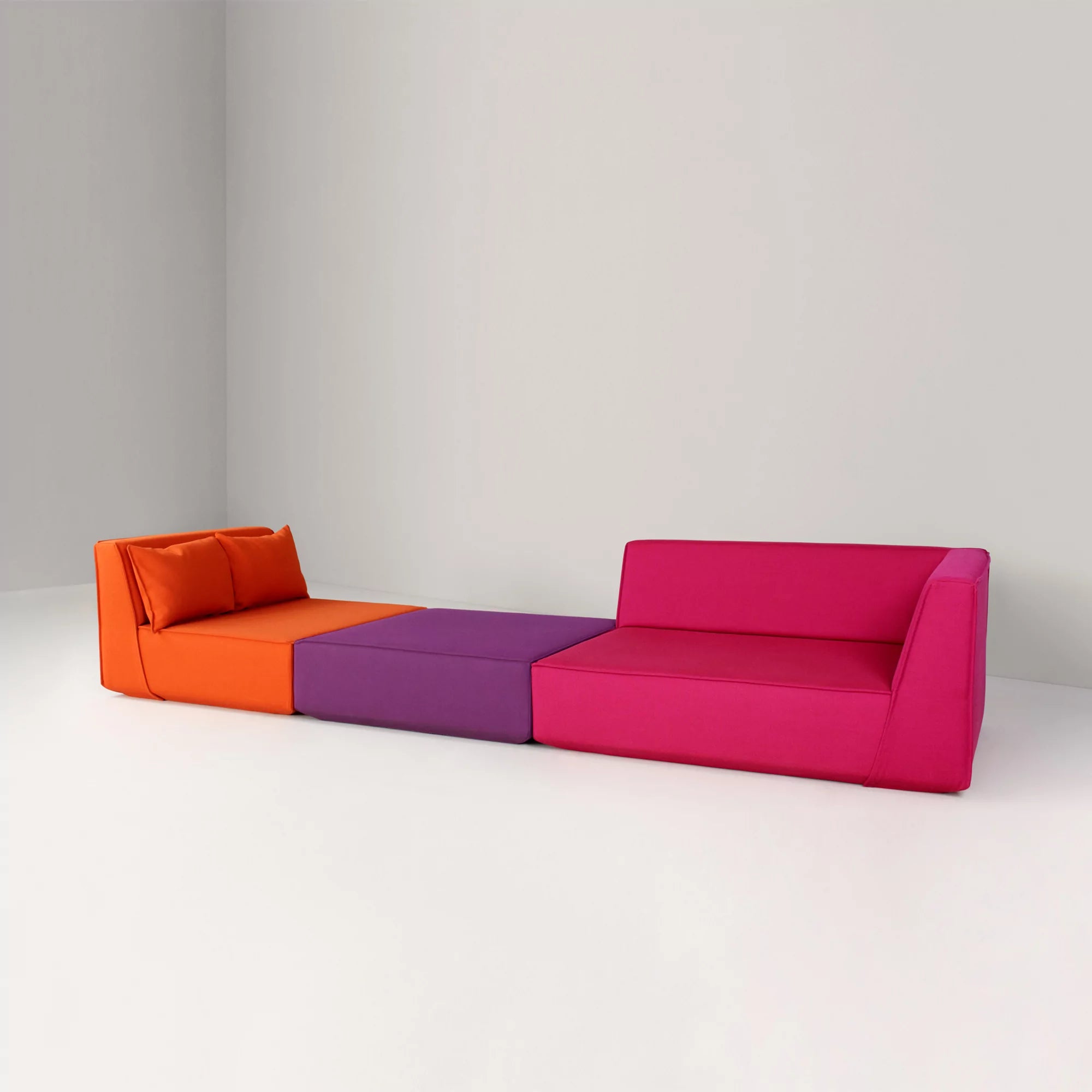 Modulares Designer Sofa aus drei Elementen